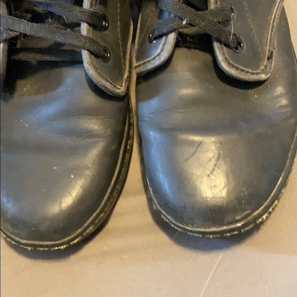 Doc Martens Leyton Leather - Picture 3 of 4
